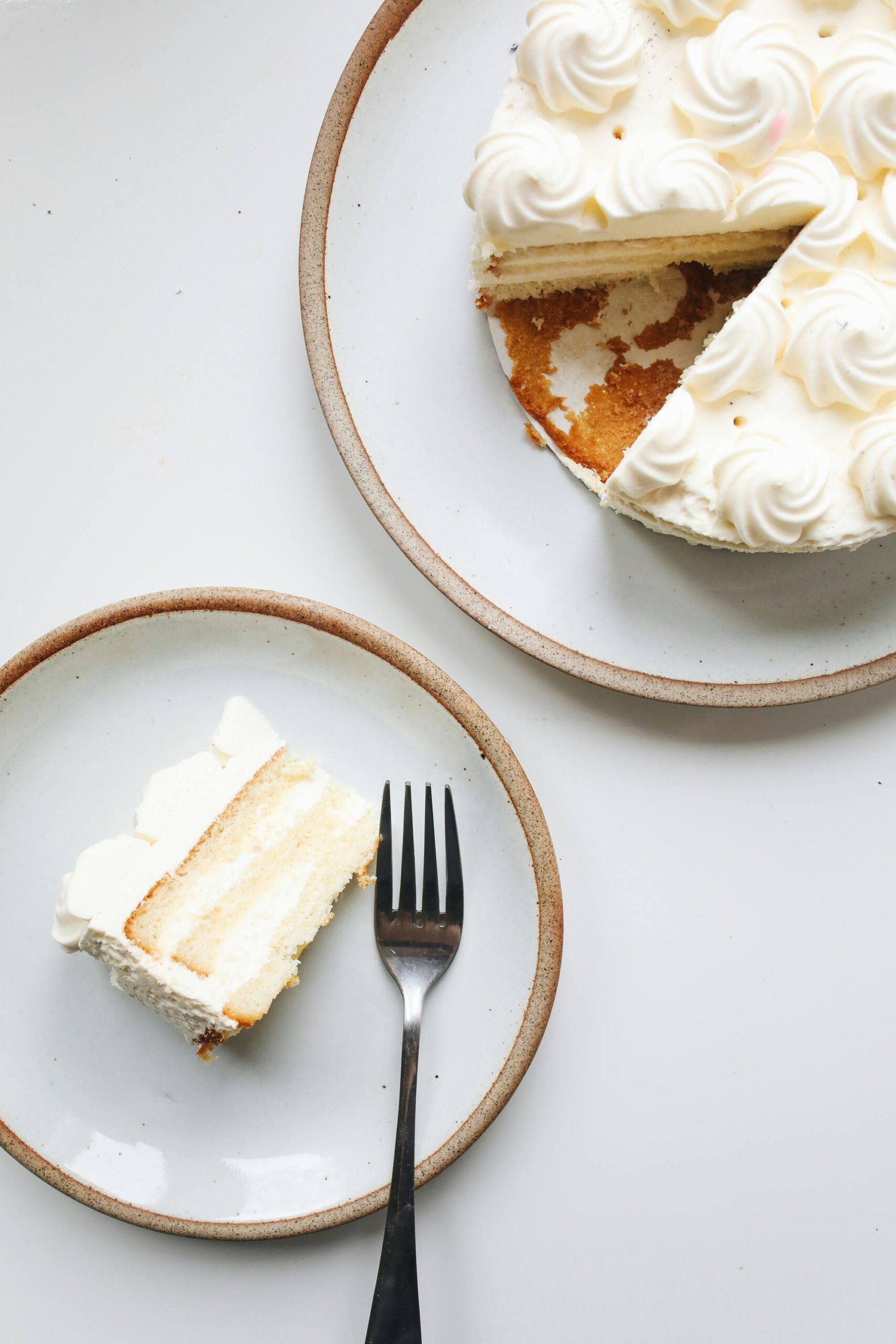 A sourdough discard vanilla cake, an easy sourdough cake recipe
