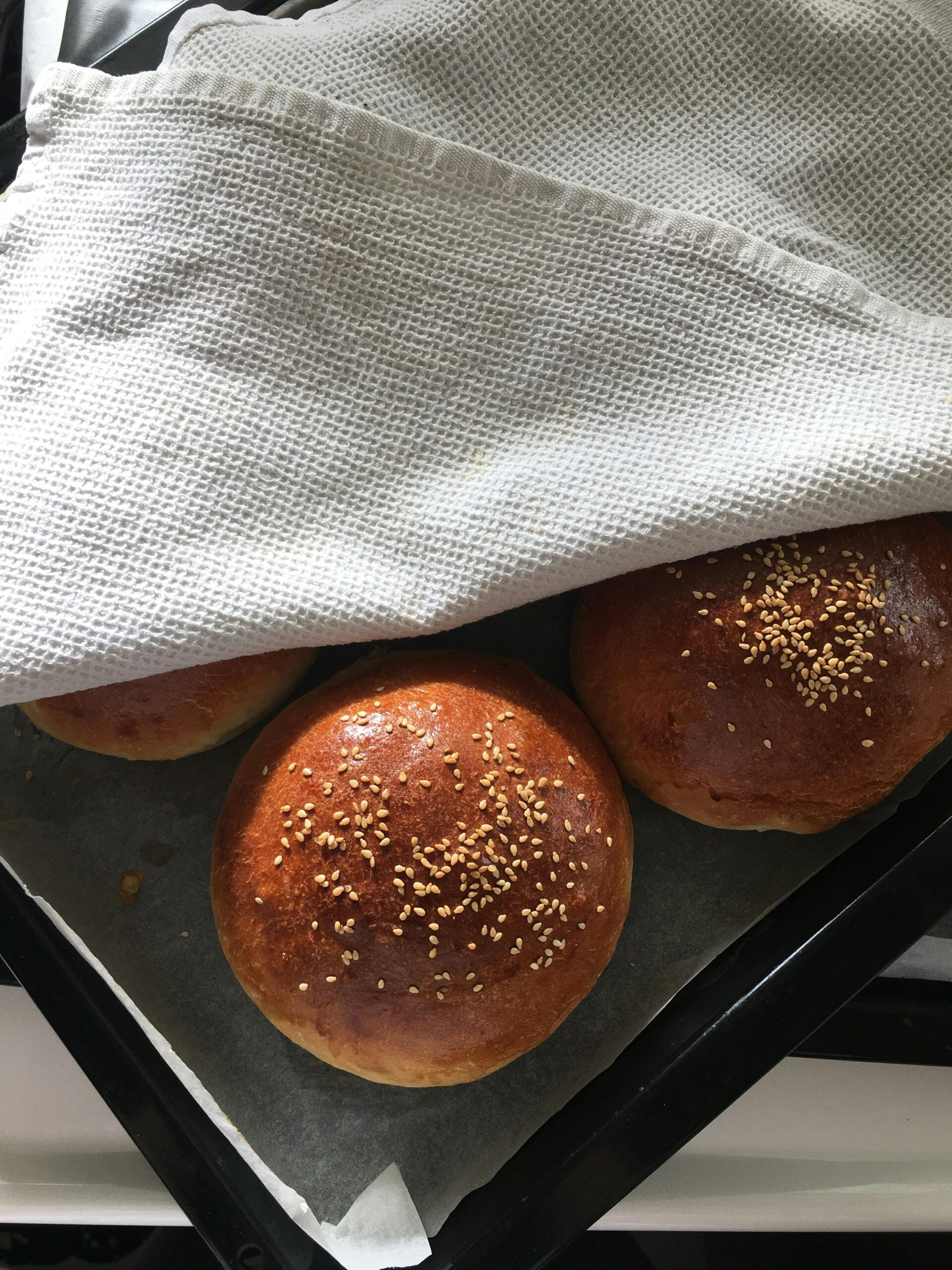 Soft sourdough buns, a sourdough burger buns recipe