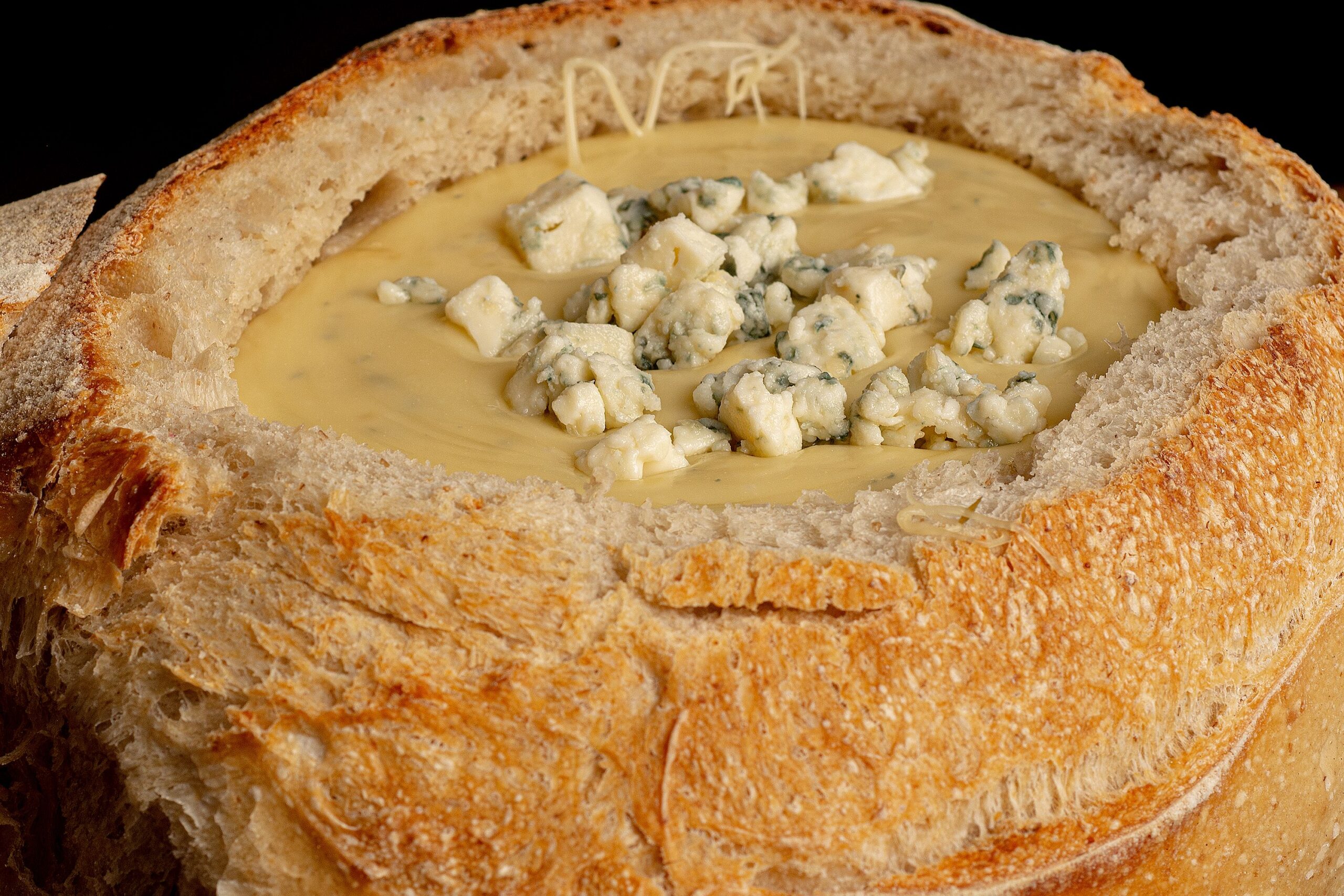 A sourdough soup bowl showing the best sourdough bread bowl recipe